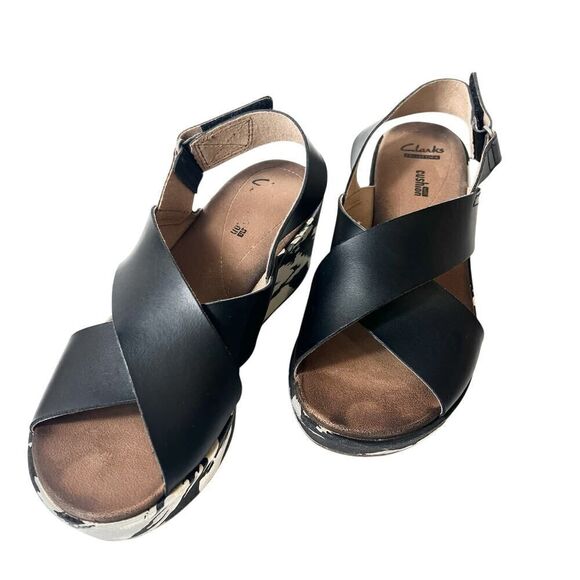 Clarks Collection Sandals Black Leather Sling Back Open Toe Wedge Women's Sz 7 W - Picture 3 of 12